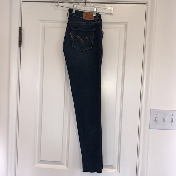 Levi’s 532 Super Skinny Blue Jean, size 28 - Picture 2 of 2